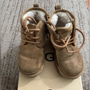 UGG T NEUMELII toddler size 12